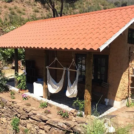 Kemping Unique Tiny House With Natural Building Techniques