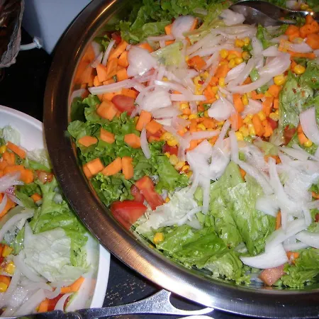 キャンプ場 Unique Tiny House With Natural Building Techniques