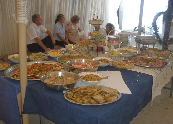 Unique Tiny House With Natural Building Techniques